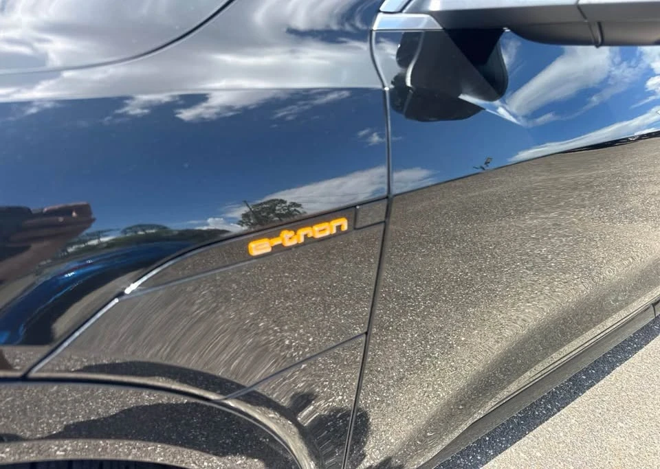 2022 Audi e-tron - Image 7 of 15