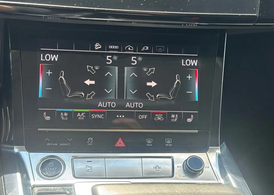 2022 Audi e-tron - Image 13 of 15
