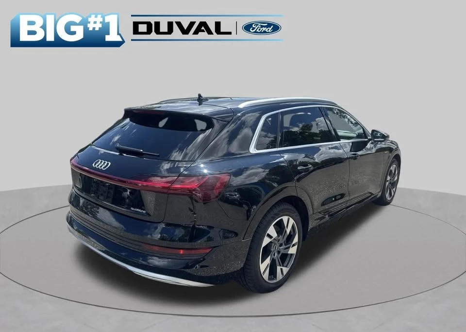 2022 Audi e-tron - Image 3 of 15