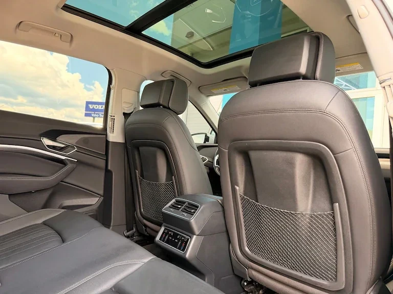 2022 Audi e-tron - Image 18 of 20