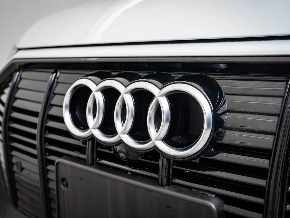 2022 Audi e-tron GT - Image 3 of 21