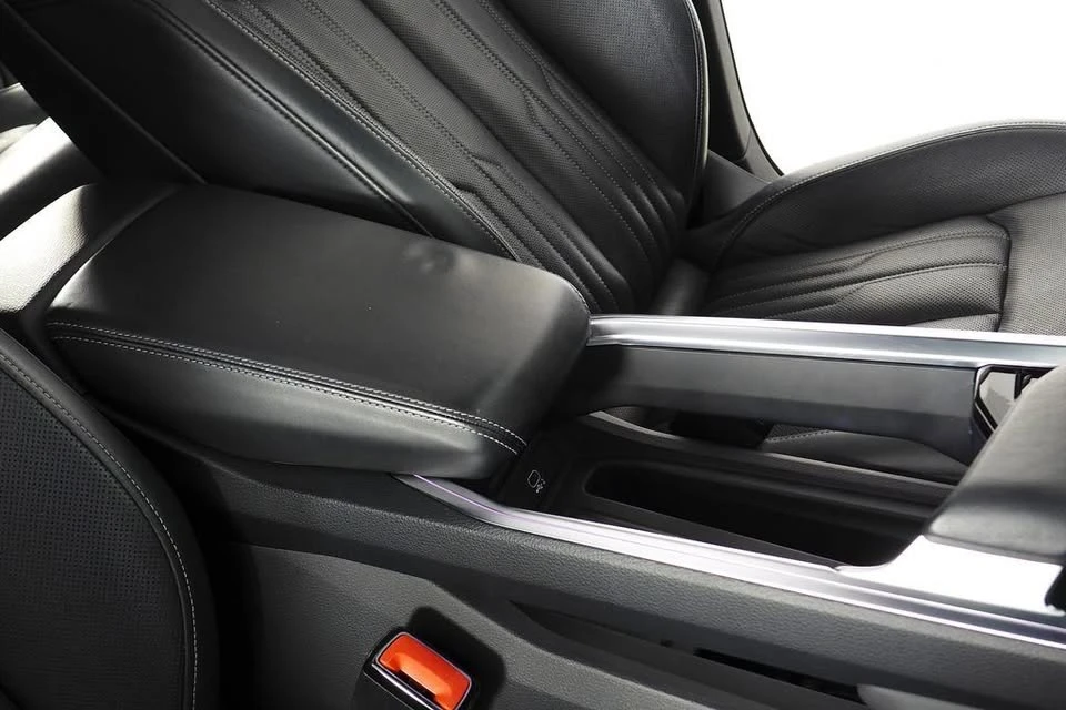 2022 Audi e-tron - Image 17 of 19