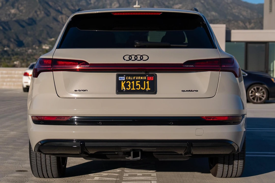 2022 Audi e-tron - Image 5 of 31