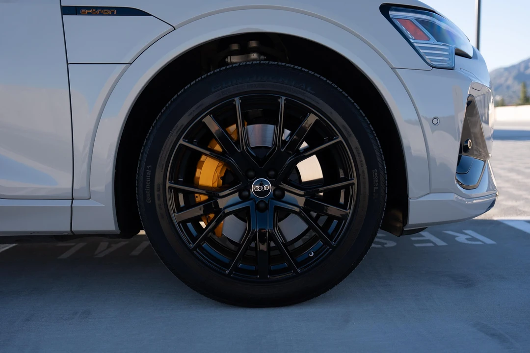 2022 Audi e-tron - Image 29 of 31