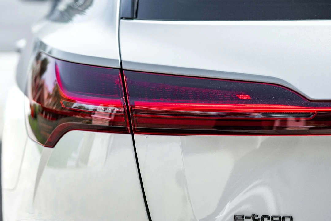 2022 Audi Q4 e-tron - Image 22 of 31