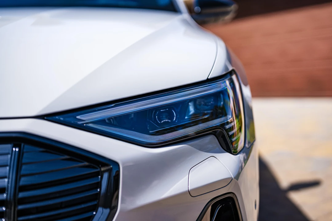 2022 Audi Q4 e-tron - Image 15 of 31