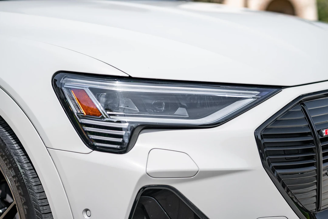 2022 Audi Q4 e-tron - Image 11 of 31