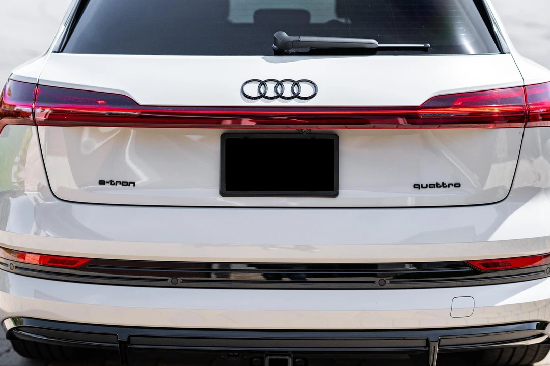 2022 Audi Q4 e-tron - Image 21 of 31