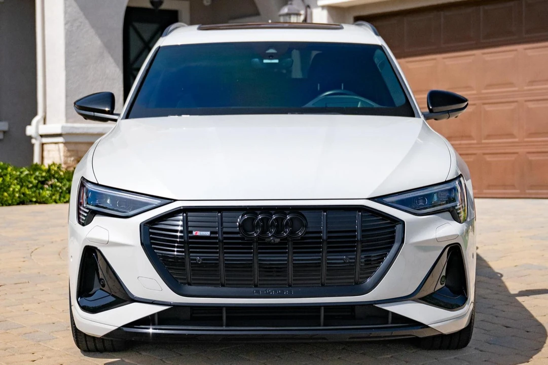 2022 Audi Q4 e-tron - Image 2 of 31