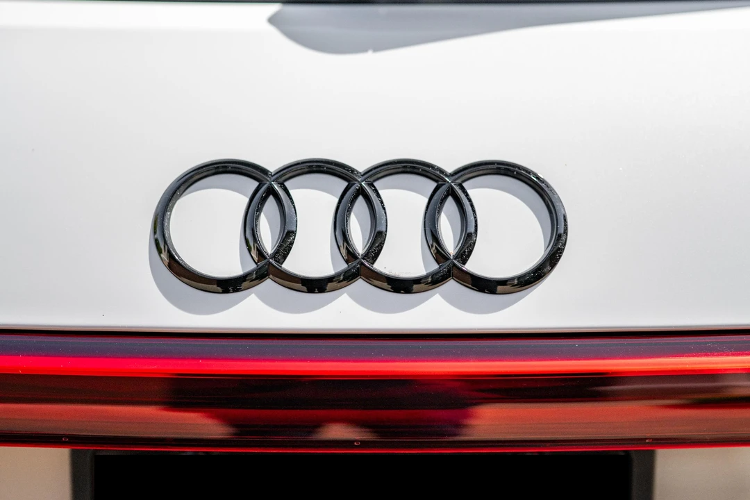 2022 Audi Q4 e-tron - Image 24 of 31