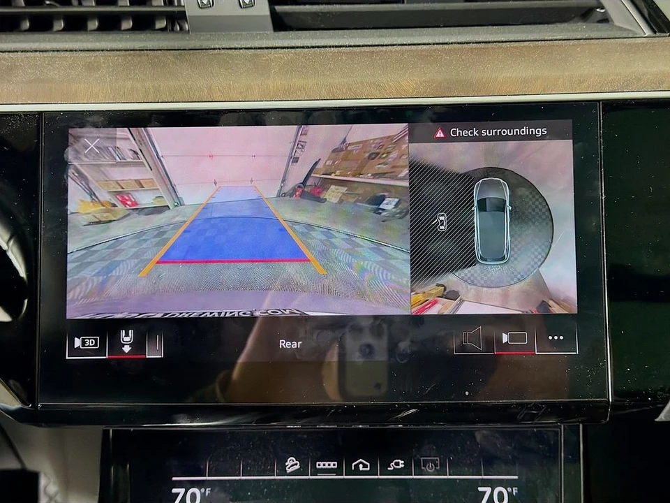 2022 Audi e-tron - Image 18 of 21