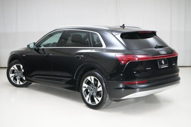 2022 Audi Q4 e-tron - Image 17 of 21