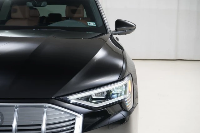 2022 Audi Q4 e-tron - Image 7 of 21