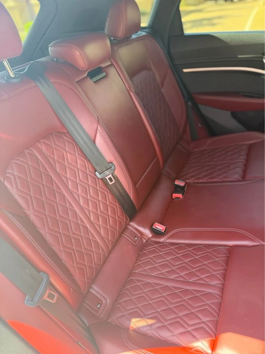 2022 Audi e-tron - Image 6 of 8