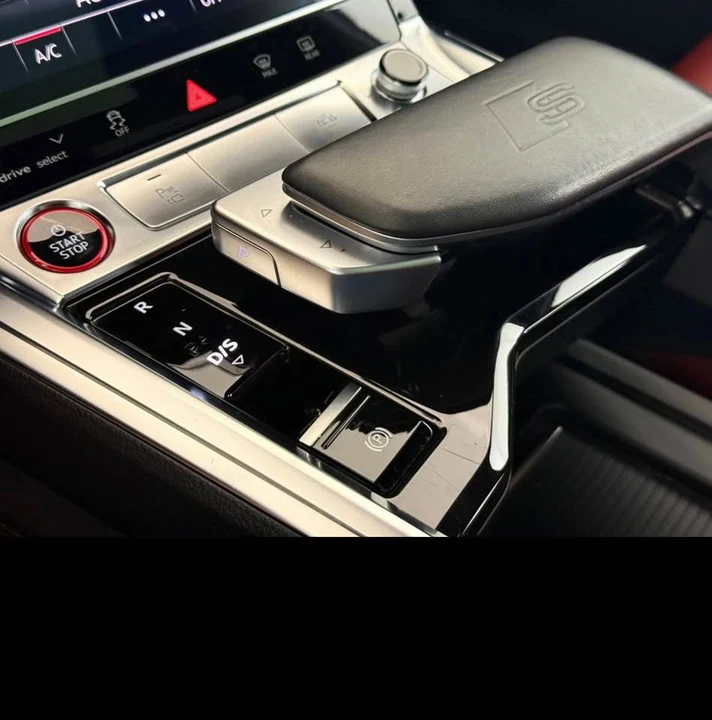 2022 Audi e-tron - Image 7 of 11