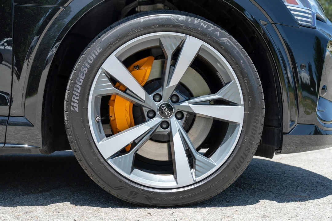 2022 Audi e-tron - Image 29 of 31
