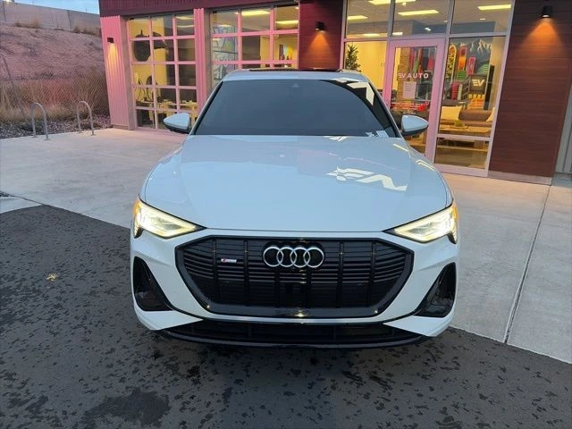 2022 Audi e-tron - Image 3 of 21