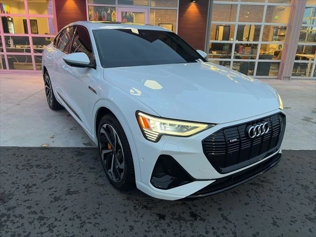 2022 Audi e-tron - Image 2 of 21