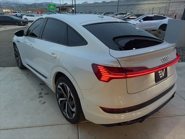 2022 Audi e-tron - Image 6 of 21