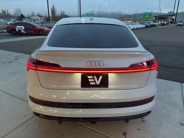 2022 Audi e-tron - Image 7 of 21
