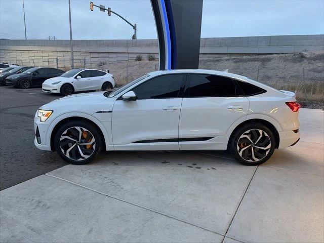 2022 Audi e-tron - Image 5 of 21