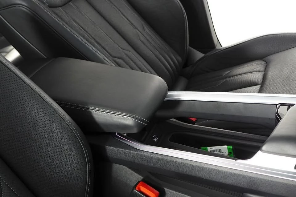 2022 Audi e-tron - Image 15 of 20