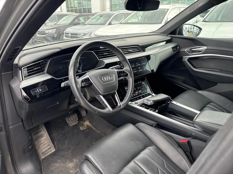 2022 Audi e-tron - Image 4 of 5