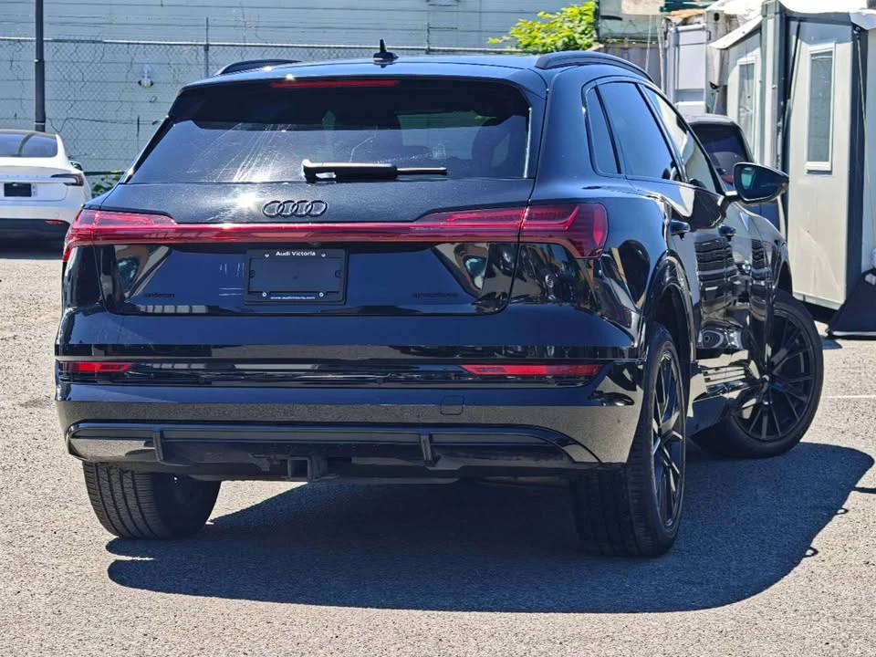 2022 Audi e-tron - Image 5 of 13
