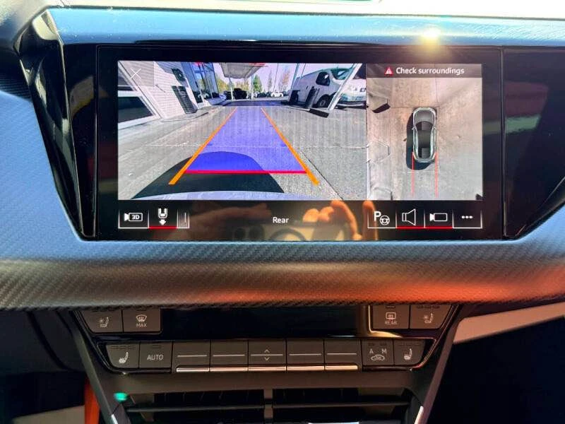 2022 Audi e-tron GT - Image 15 of 20