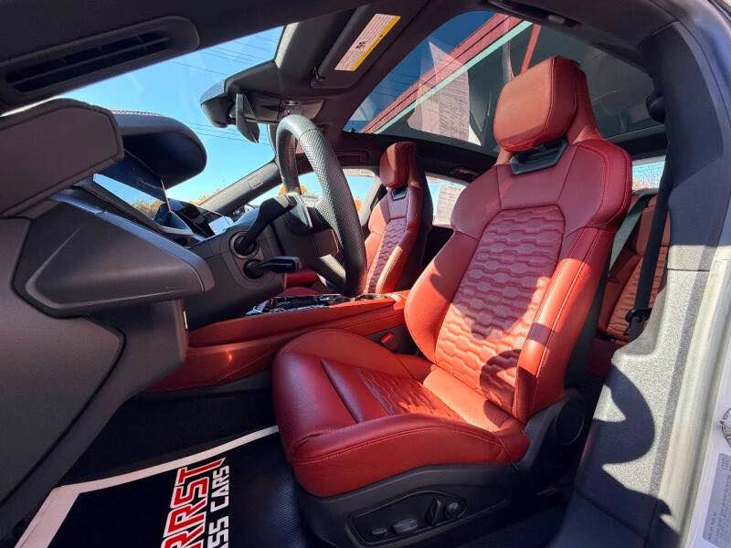 2022 Audi e-tron GT - Image 12 of 20