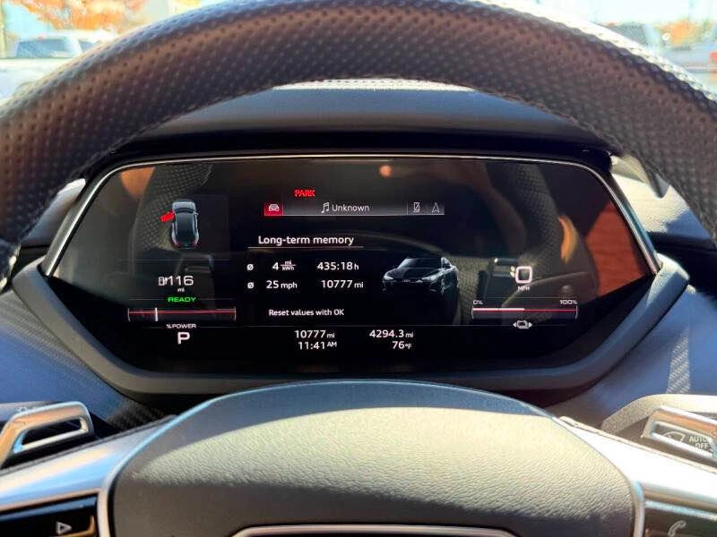 2022 Audi e-tron GT - Image 14 of 20