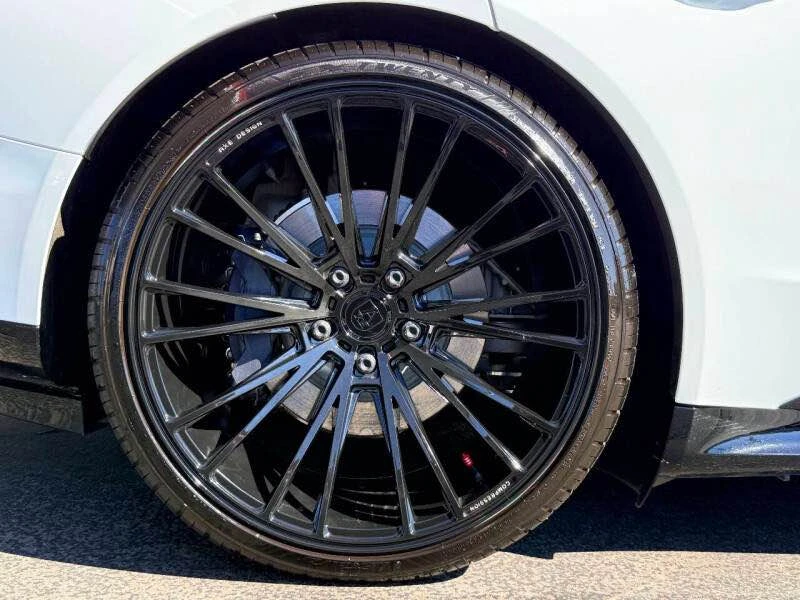 2022 Audi e-tron GT - Image 10 of 20