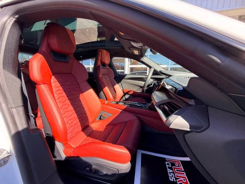 2022 Audi e-tron GT - Image 13 of 13