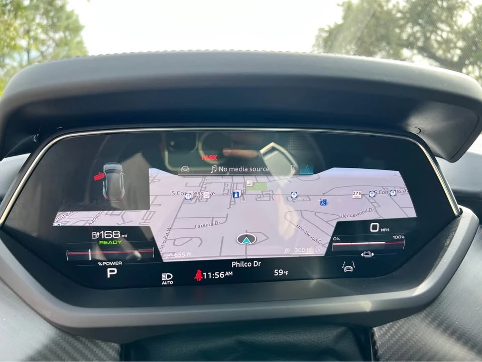 2022 Audi e-tron GT - Image 14 of 17