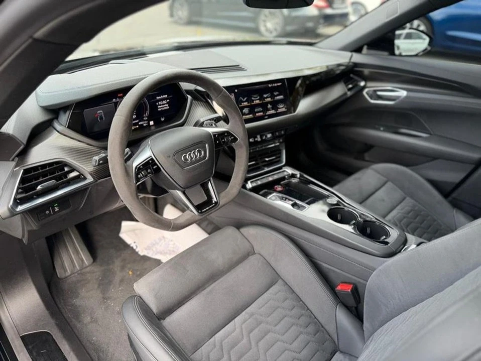 2022 Audi e-tron GT - Image 5 of 20