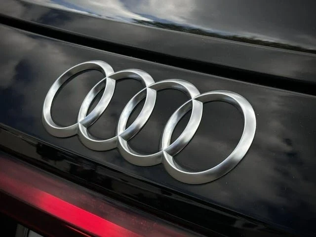 2022 Audi e-tron GT - Image 7 of 18