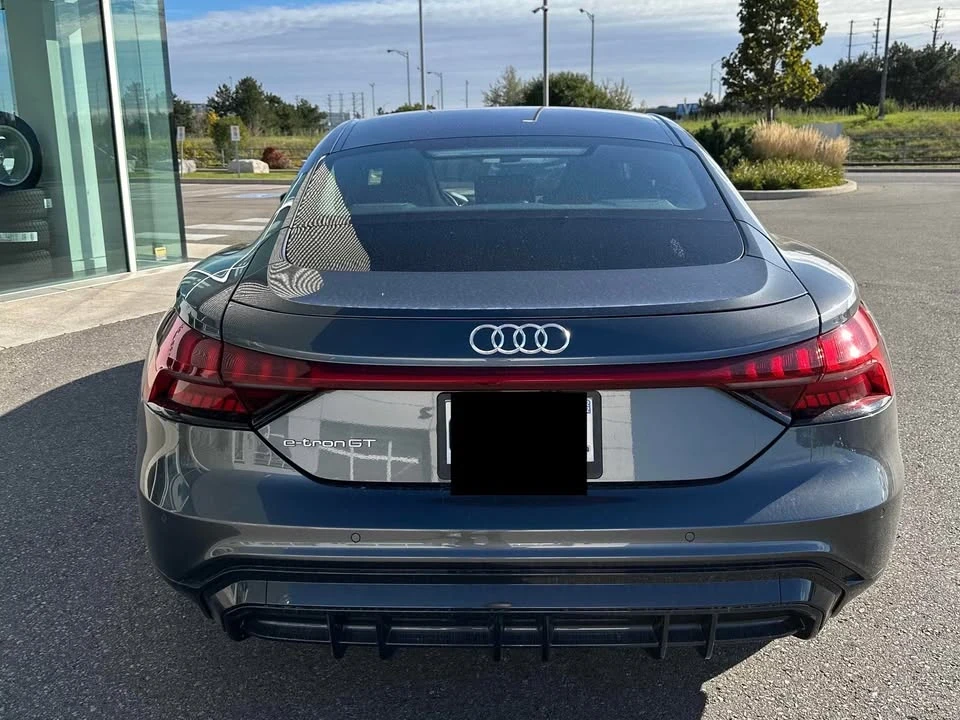 2022 Audi e-tron GT - Image 4 of 9