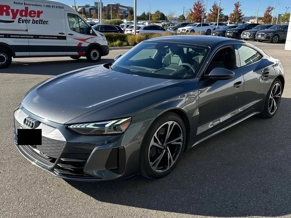 2022 Audi e-tron GT - Image 2 of 9