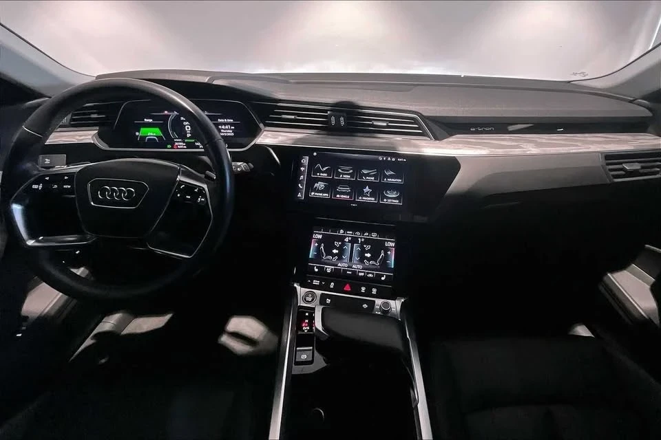 2022 Audi Q4 e-tron - Image 14 of 20