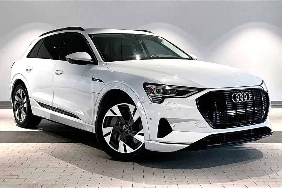 2022 Audi Q4 e-tron - Image 9 of 20