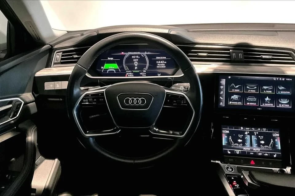 2022 Audi Q4 e-tron - Image 13 of 20