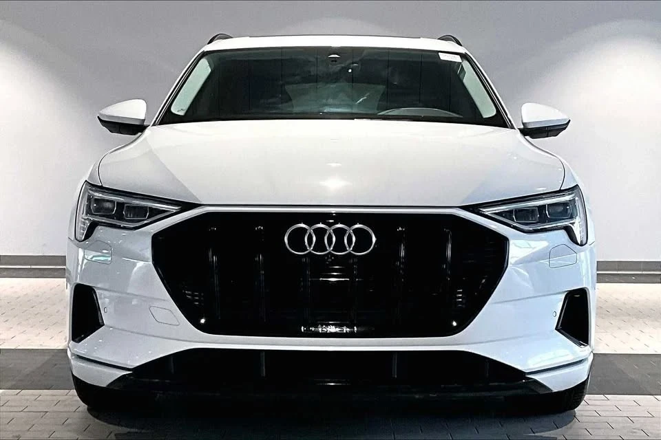 2022 Audi Q4 e-tron - Image 10 of 20