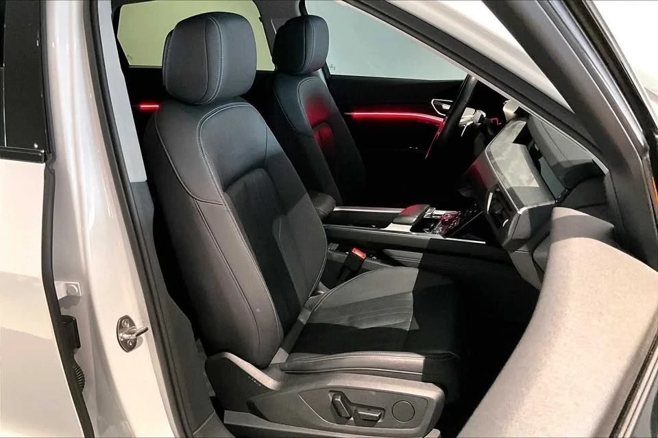 2022 Audi Q4 e-tron - Image 19 of 20