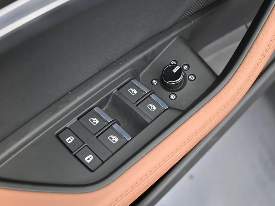 2022 Audi e-tron - Image 19 of 19
