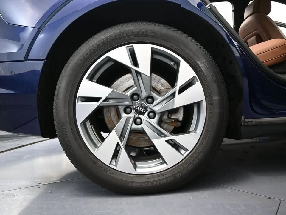 2022 Audi e-tron - Image 15 of 19