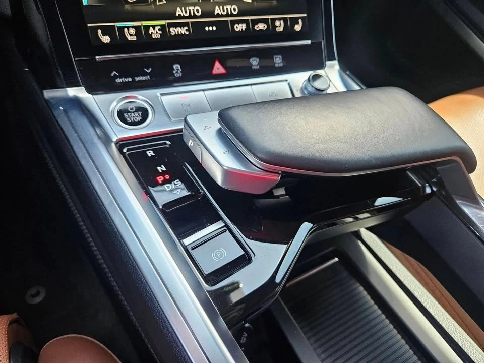 2022 Audi e-tron - Image 14 of 20