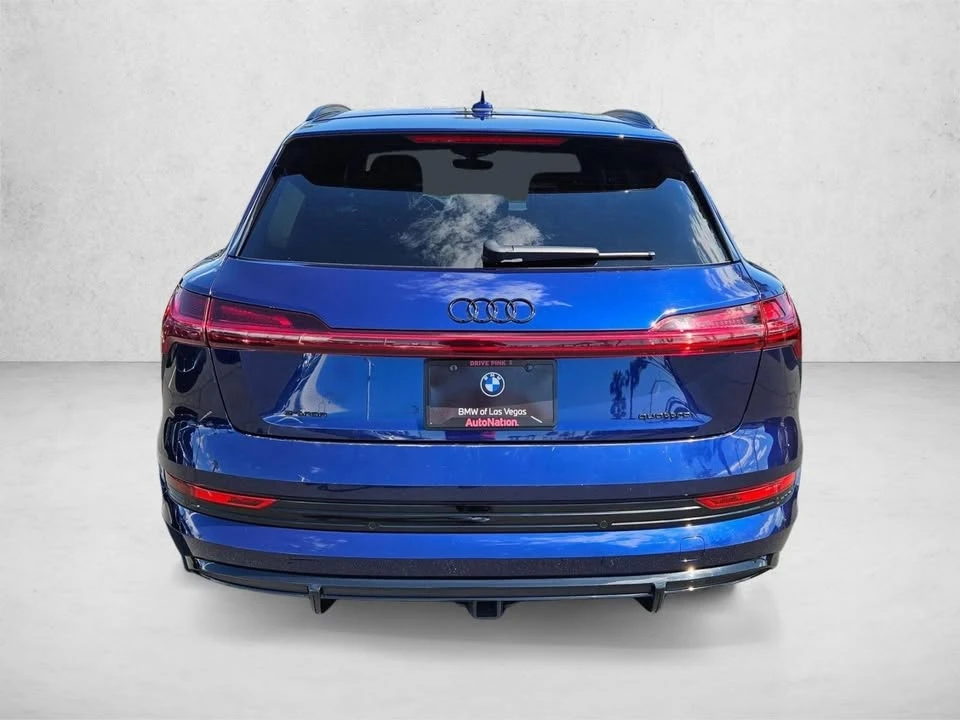 2022 Audi e-tron - Image 7 of 20