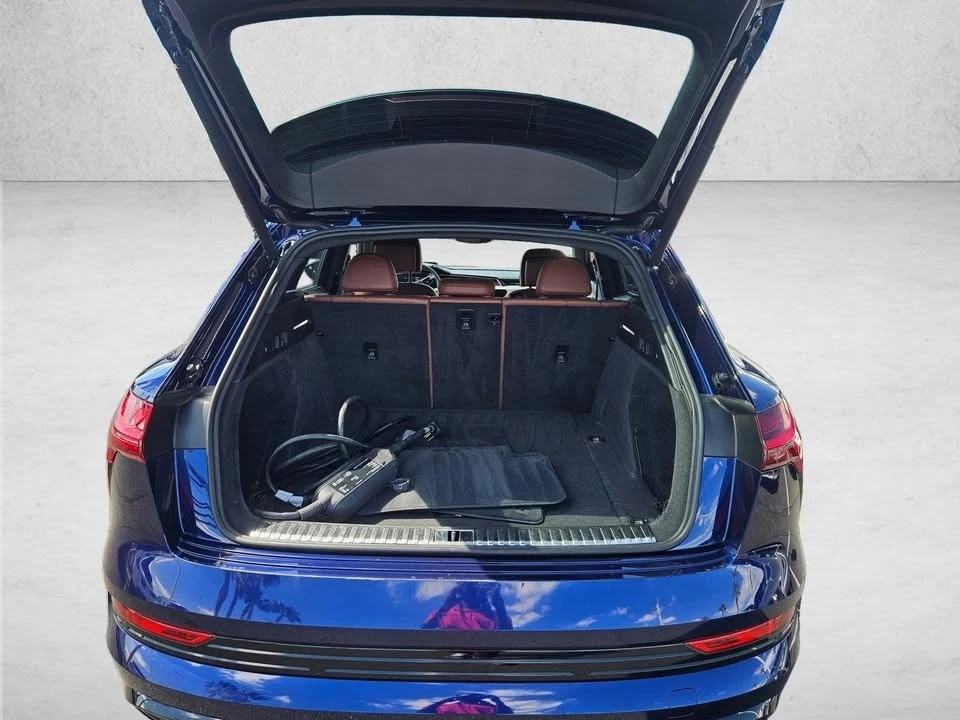 2022 Audi e-tron - Image 6 of 20