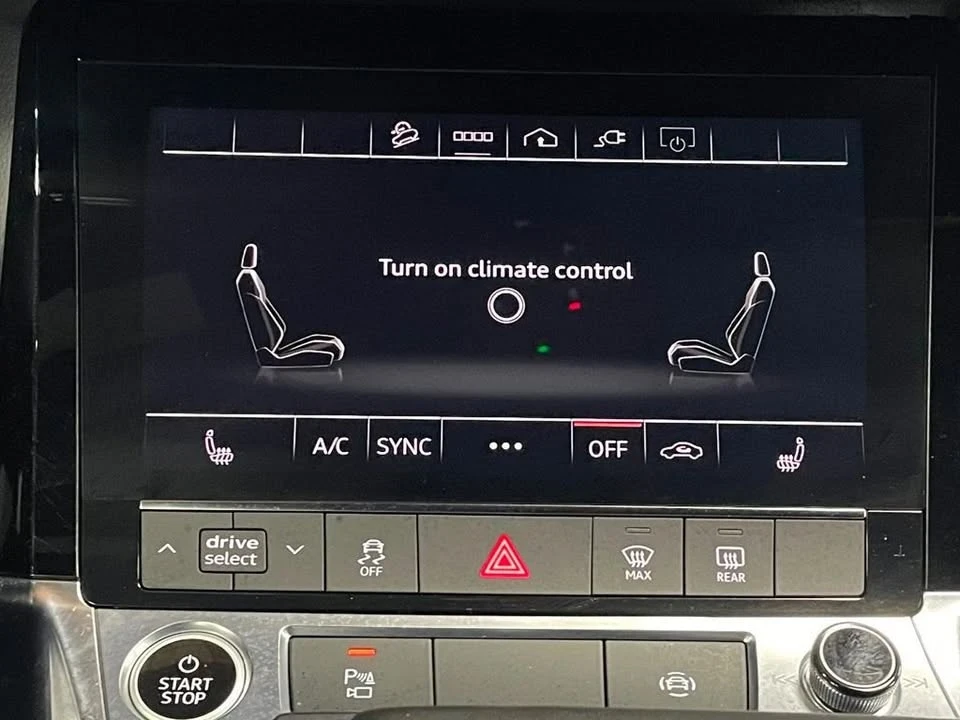 2022 Audi e-tron - Image 16 of 17