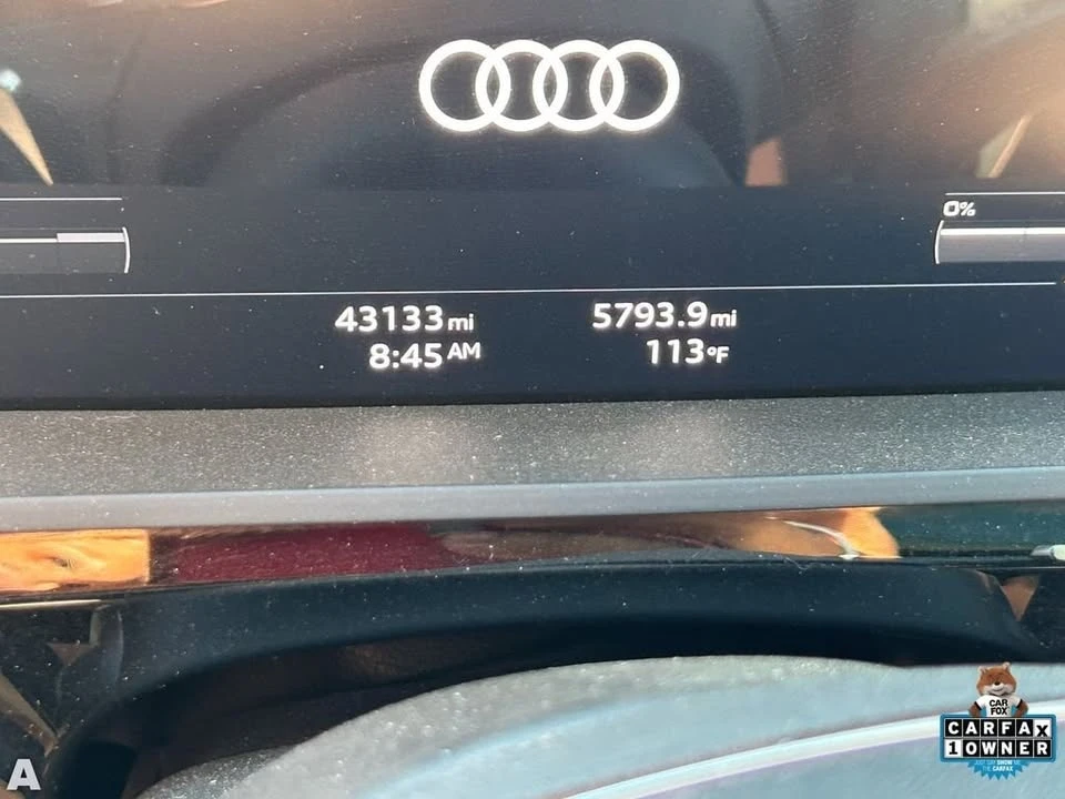 2022 Audi e-tron - Image 10 of 11